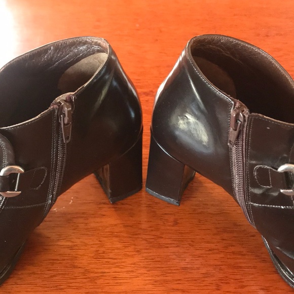 Faire Lady Ankie Boots - Picture 2 of 12